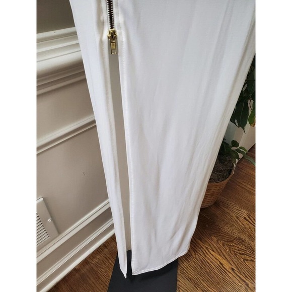 Cameo Women's Solid White Polyester One Shoulder Off Long Casual Maxi Dress - Picture 5 of 9